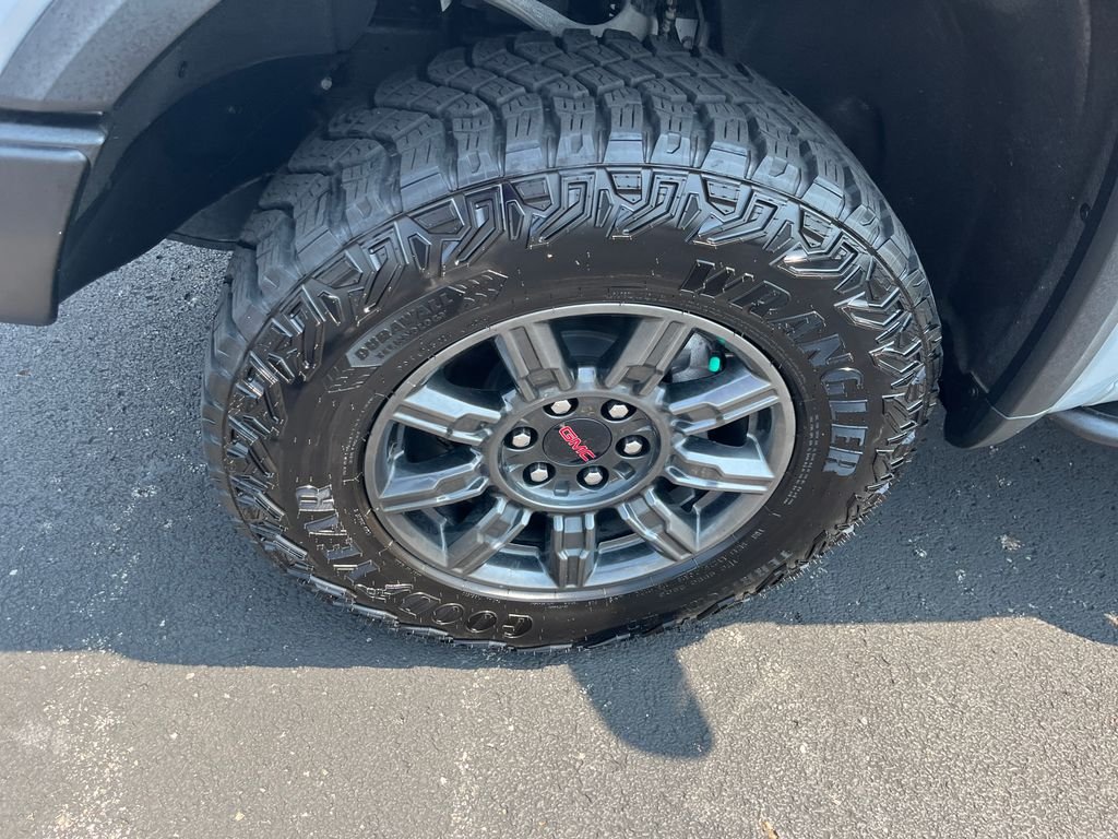 Used 2024 Gray GMC AT4X image 9