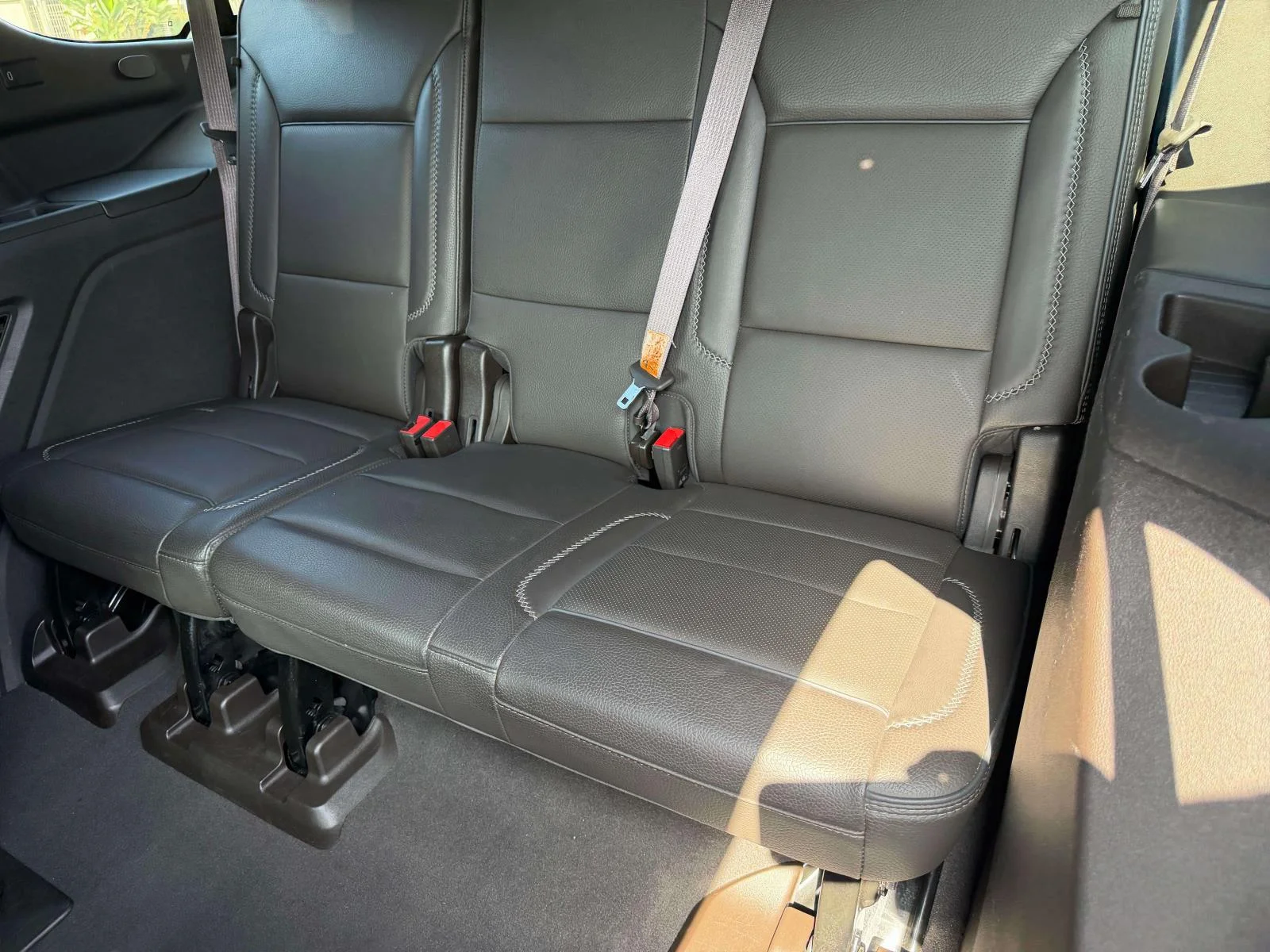 Used 2023 Midnight Blue Metallic GMC Denali image 37