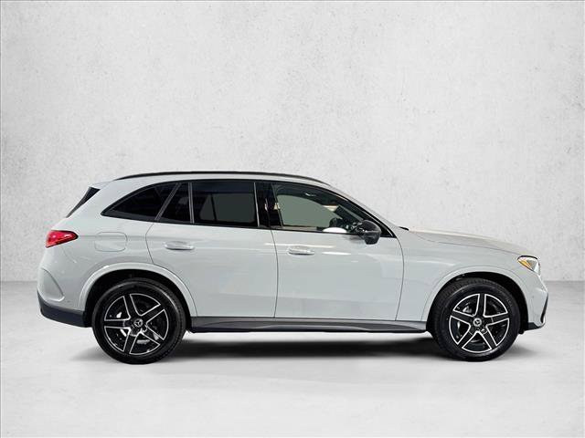 New 2026 MANUFAKTUR Alpine Grey Mercedes-Benz GLC 300 image 33