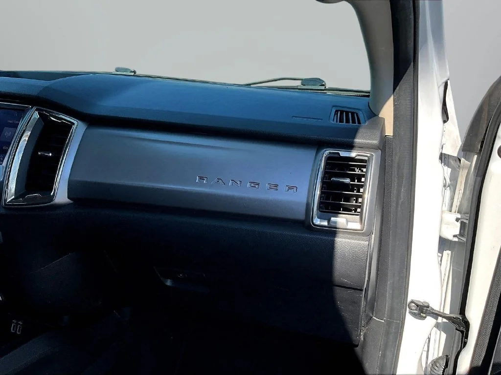 Used 2019 White Ford XLT image 27