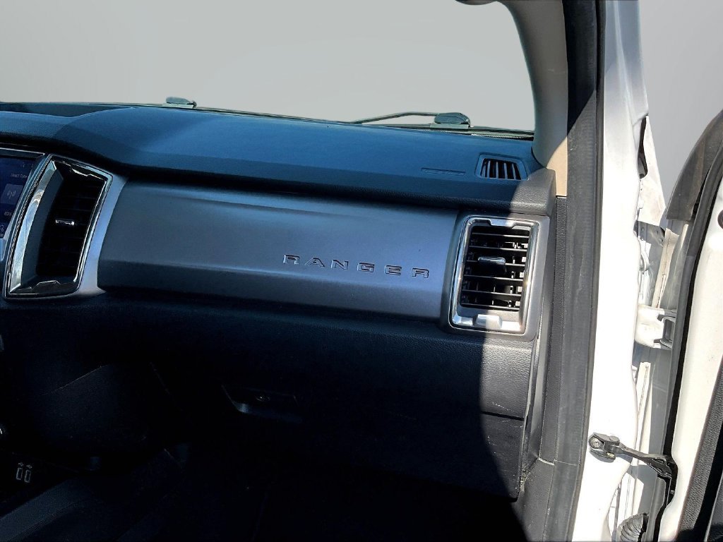 Used 2019 White Ford XLT image 27