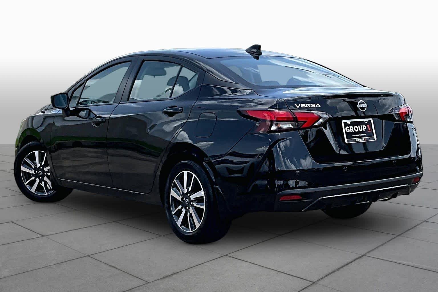 Used 2025 Super Black Nissan SV image 12