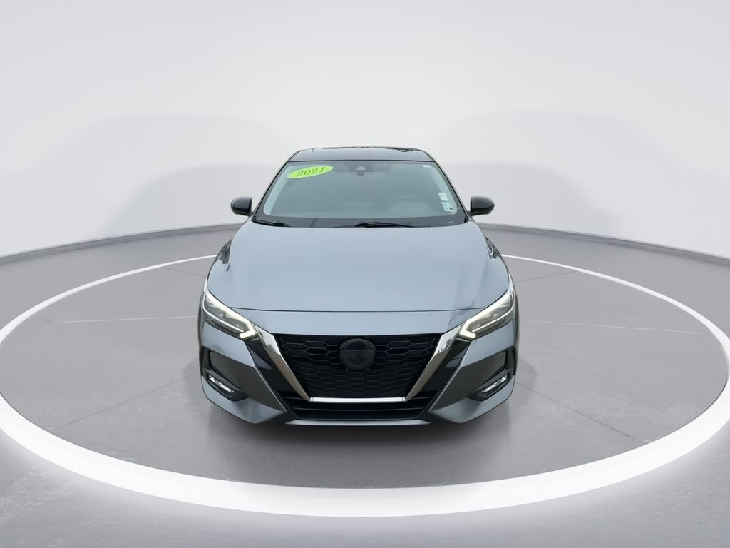 Used 2021 Gray Nissan SR image 3