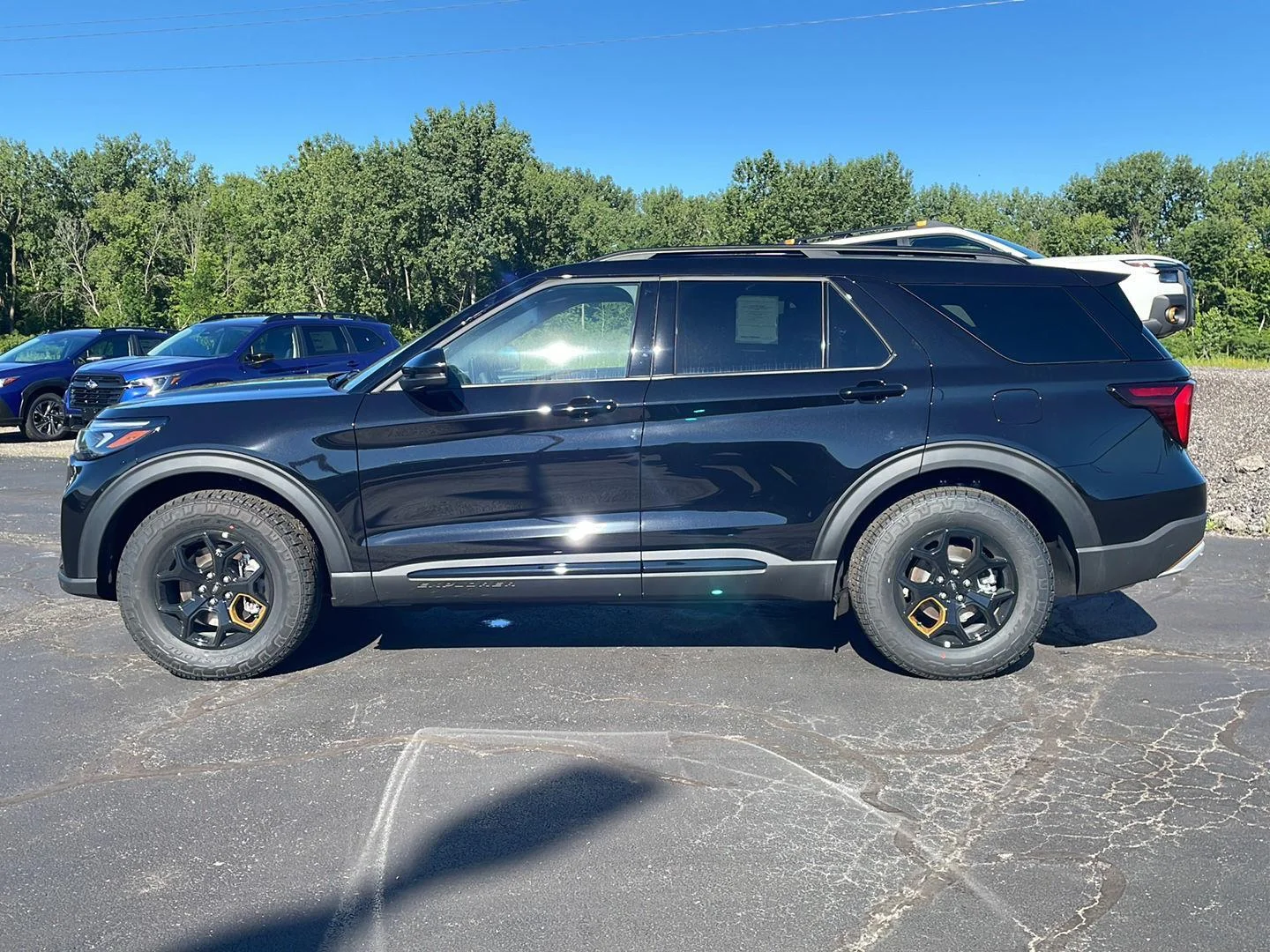 New 2026 Agate Black Metallic Ford Tremor image 2