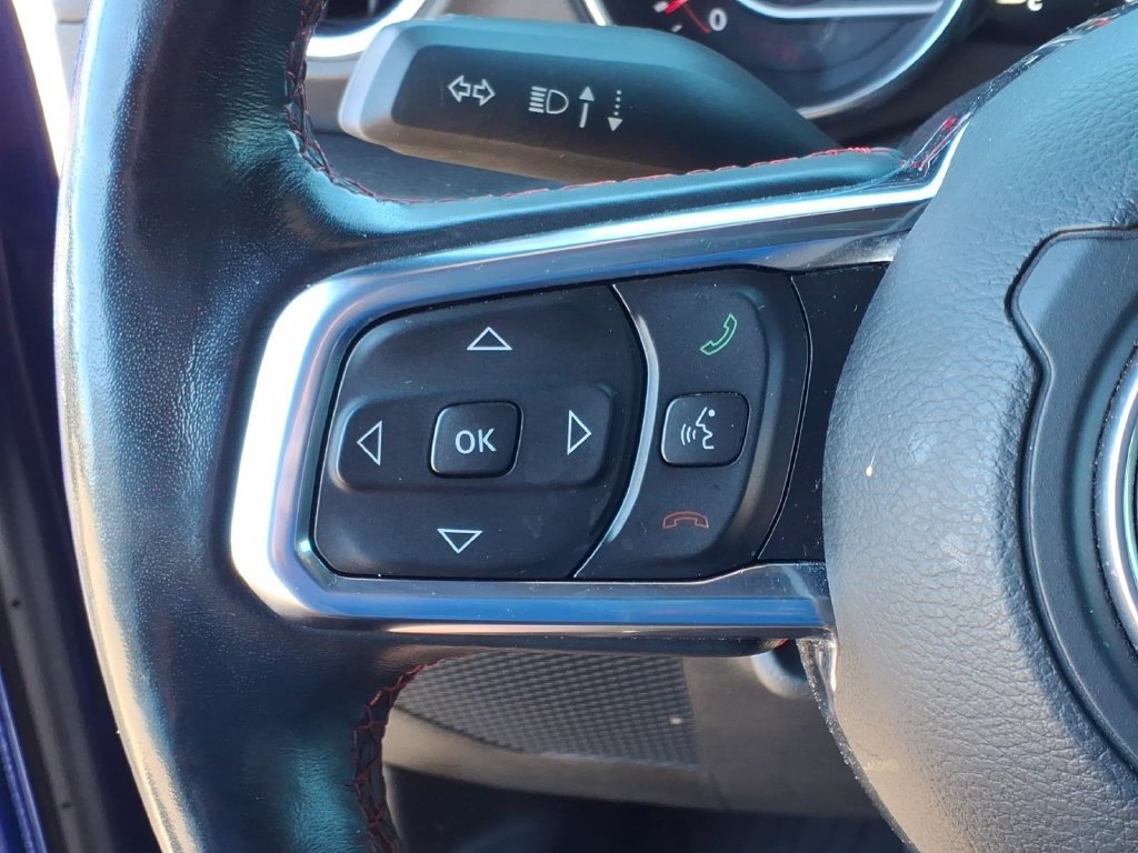 Used 2020 Ocean Blue Metallic Jeep Unlimited Rubicon image 17