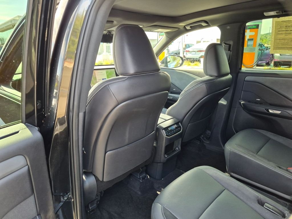 Used 2024  Lexus 350 Premium image 12