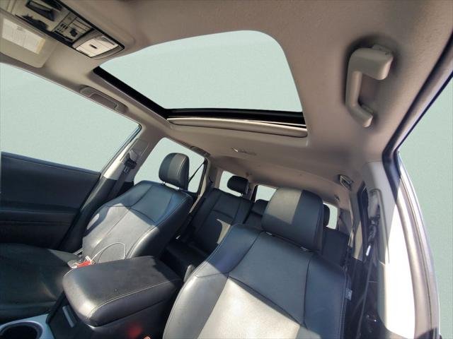 Certified Used 2019 MAGNETIC GRAY MET. Toyota  image 17
