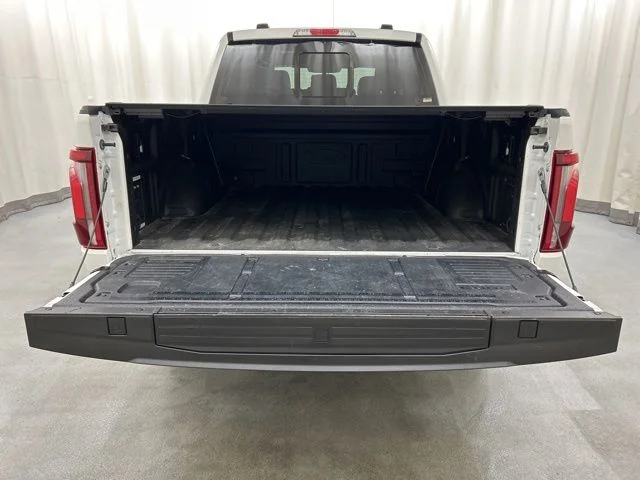 Used 2024 White Ford King Ranch image 37