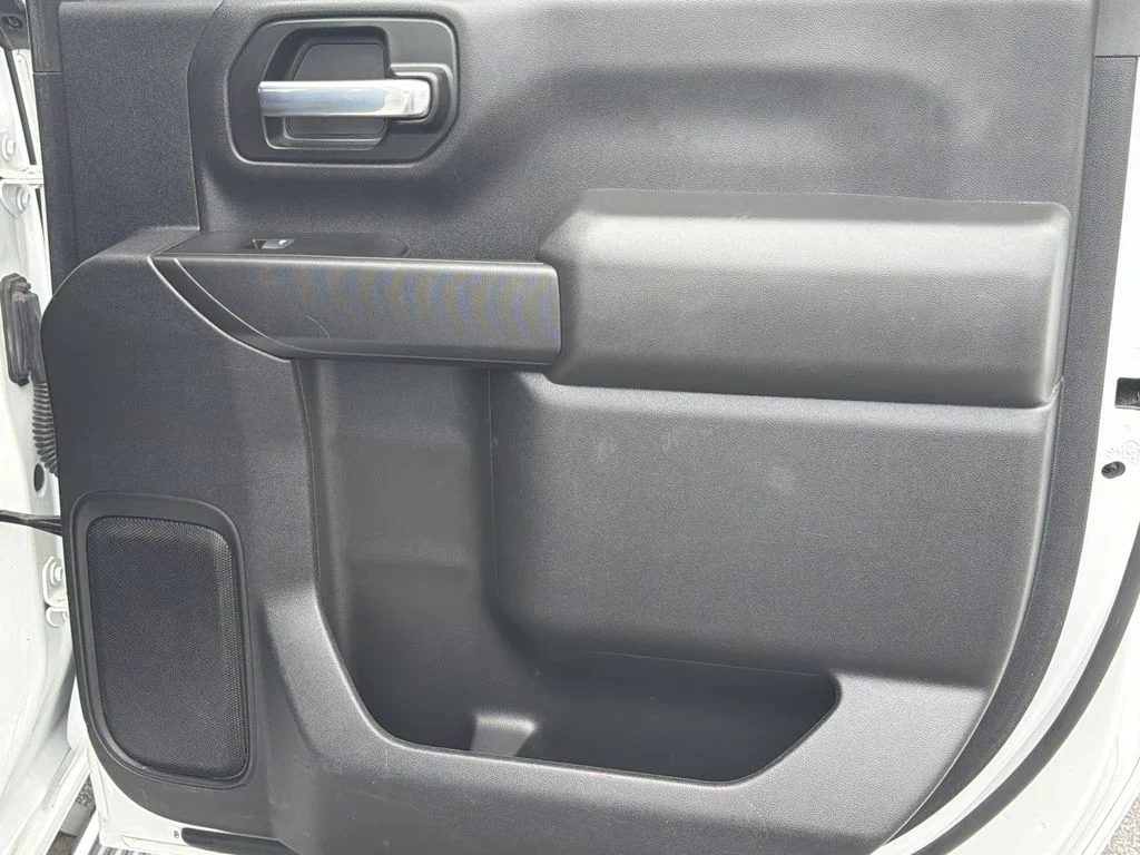Used 2022 White Chevrolet LT image 20