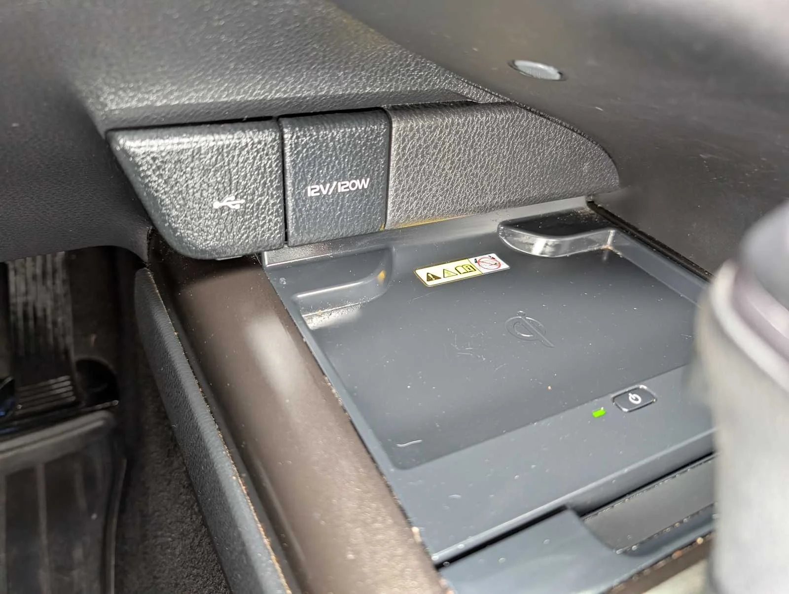Used 2022 Midnight Black Metallic Toyota XSE image 31