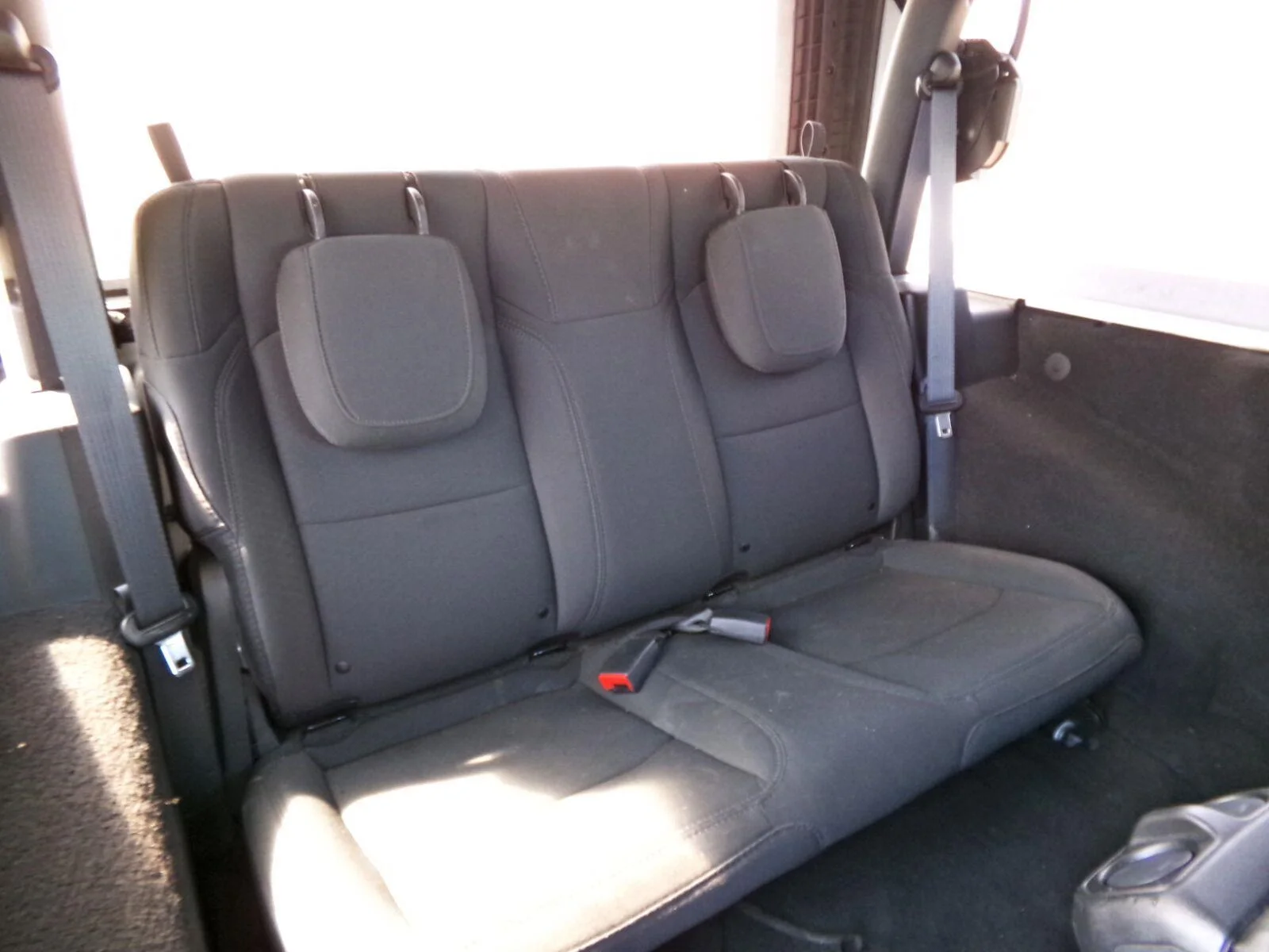 Used 2021 Bright White Clearcoat Jeep Sport image 12