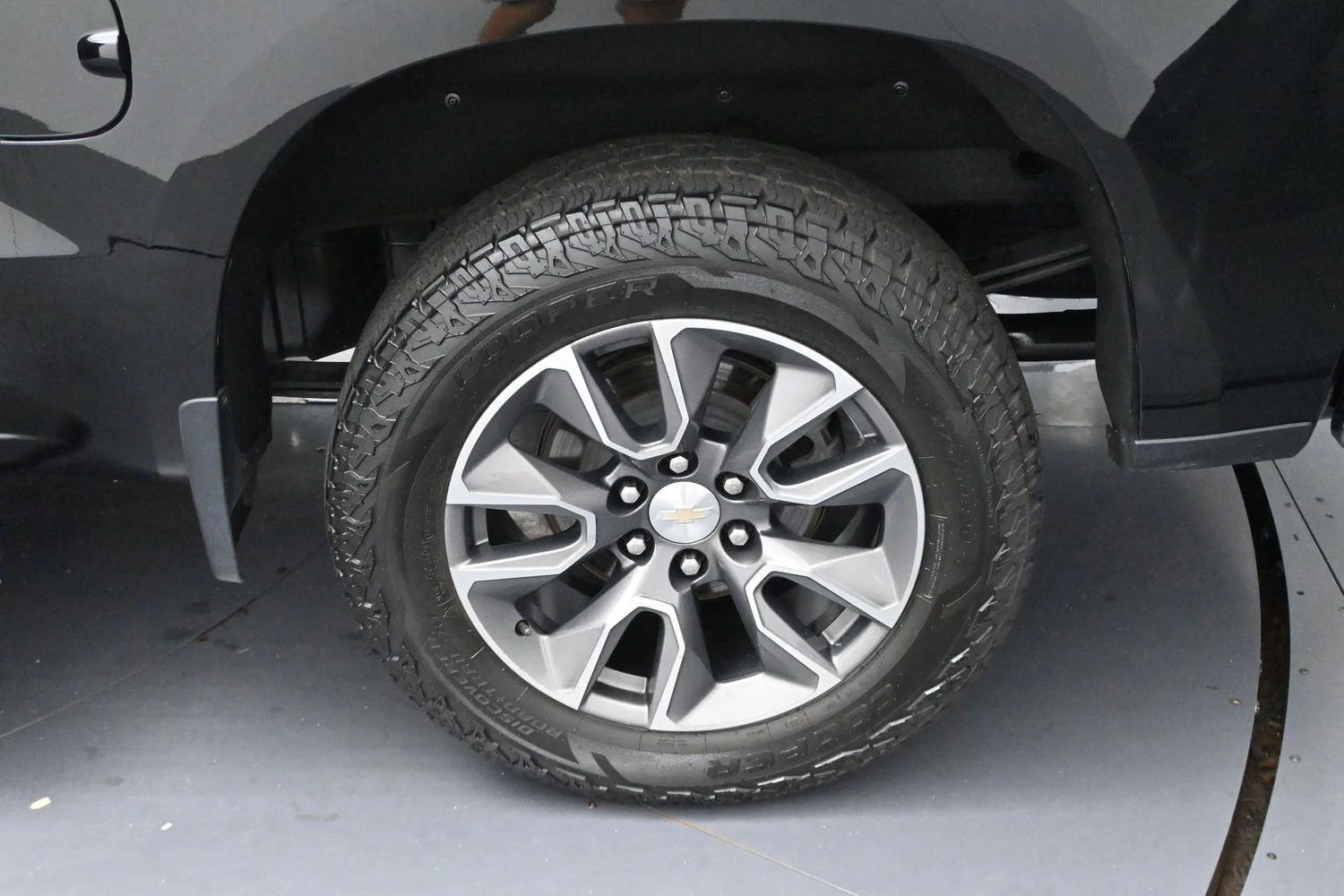 Used 2022 Black Chevrolet LT image 31