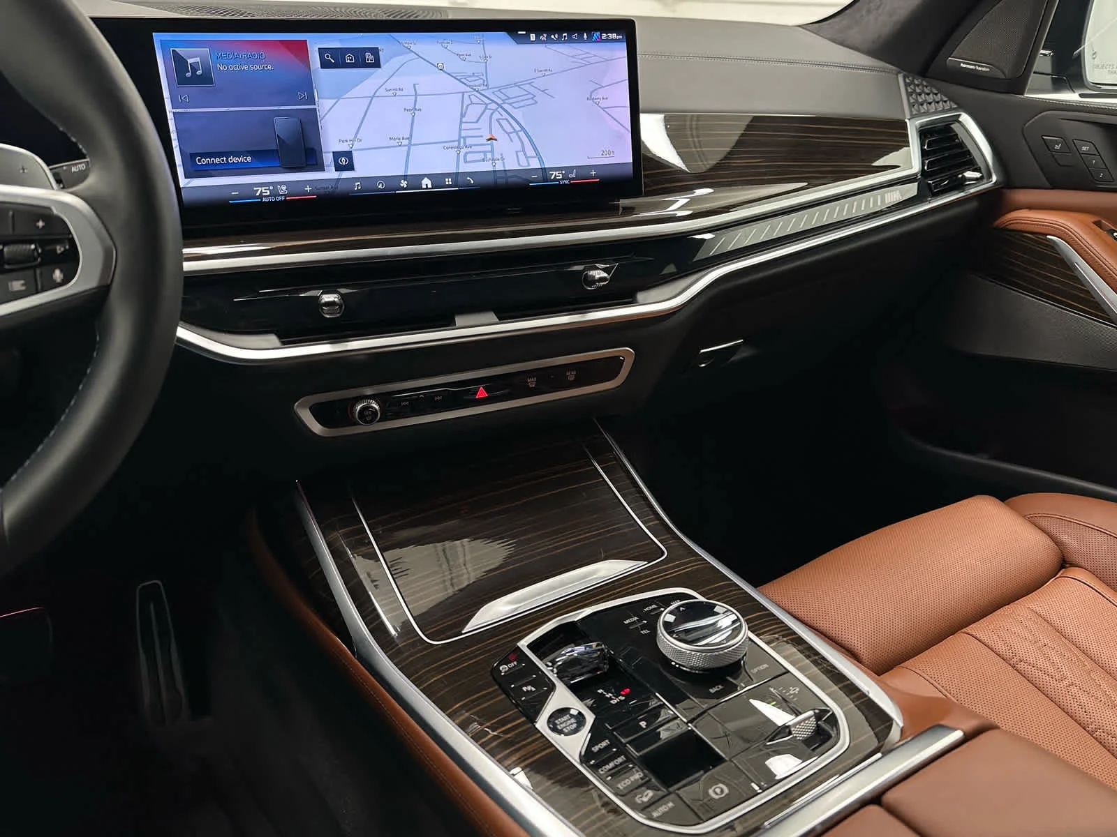 Used 2026 Brooklyn Grey Metallic BMW M60i image 30