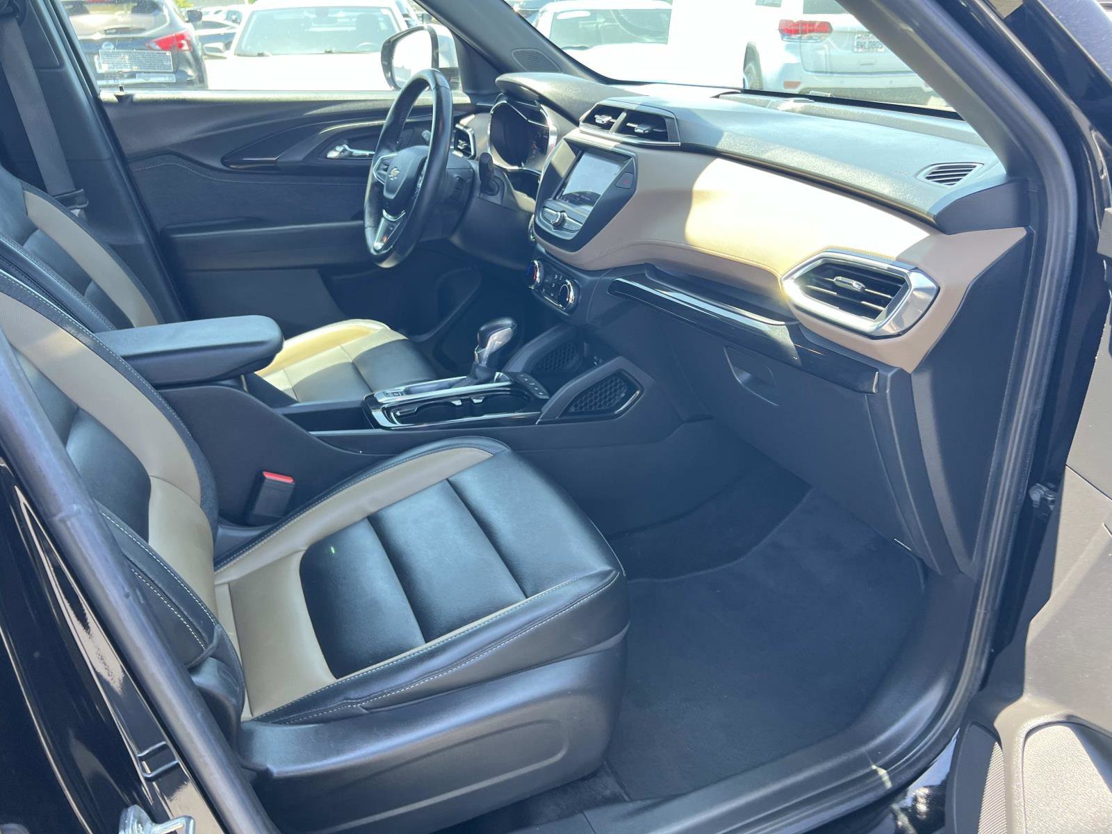 Used 2022 Mosaic Black Metallic Chevrolet ACTIV image 28
