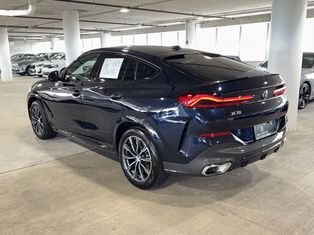Certified Used 2025 Carbon Black Metallic BMW xDrive40i image 6