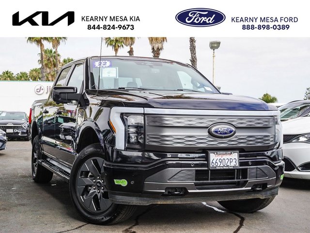 2022 Ford F-150 Lightning Lariat