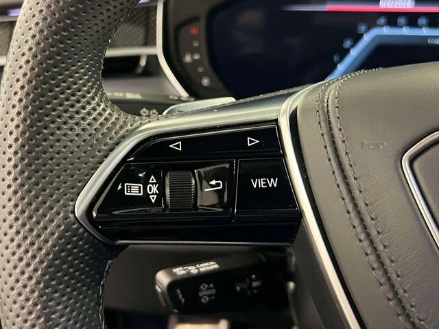 2023 Audi S8 Base - Photo 21