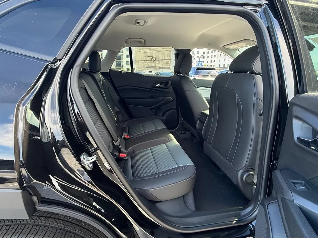 New 2026 Mosaic Black Metallic Chevrolet LT image 13