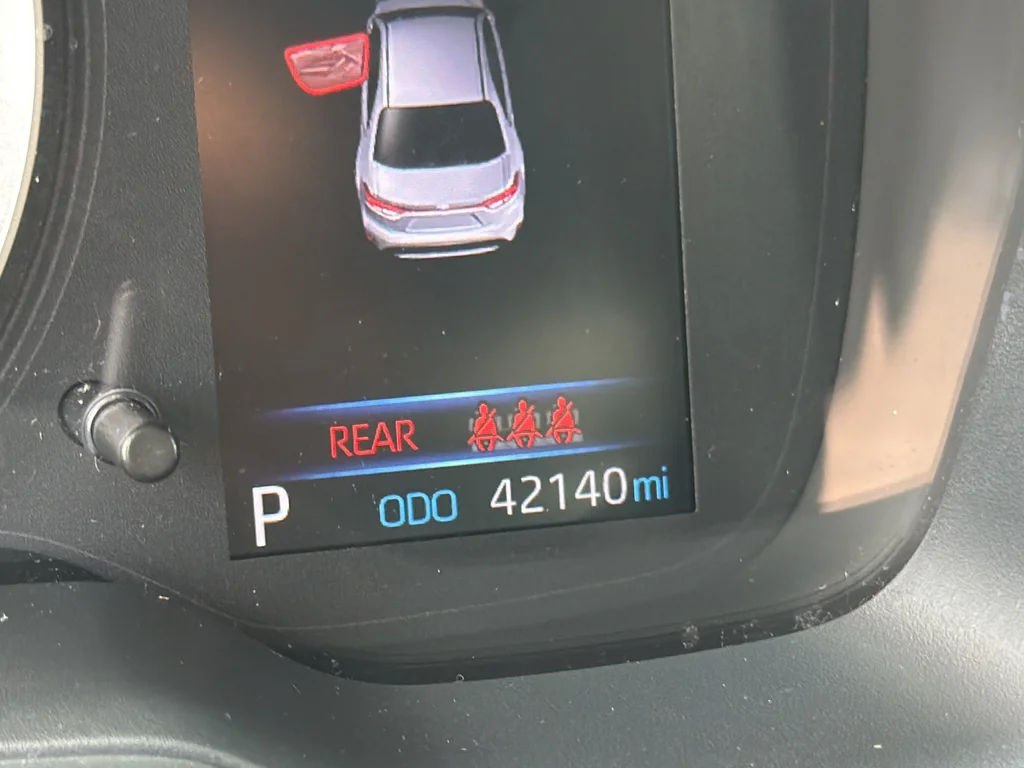 Used 2020 Silver Toyota SE image 35