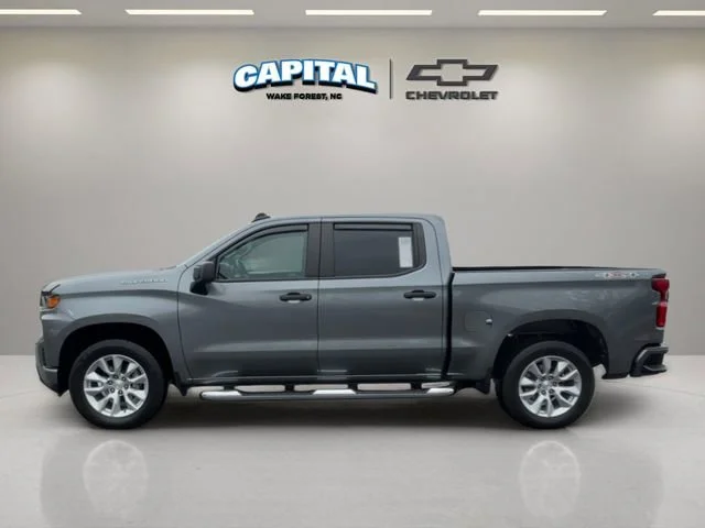 Used 2022 Satin Steel Metallic Chevrolet Custom image 2