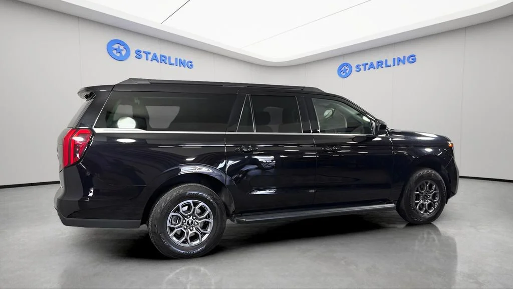 Used 2025  Ford Active image 10