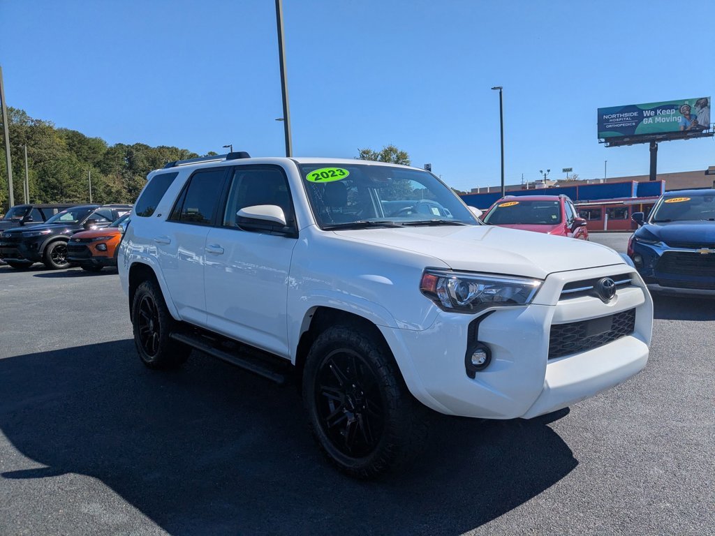 2023 Toyota 4Runner SR5 photo 3