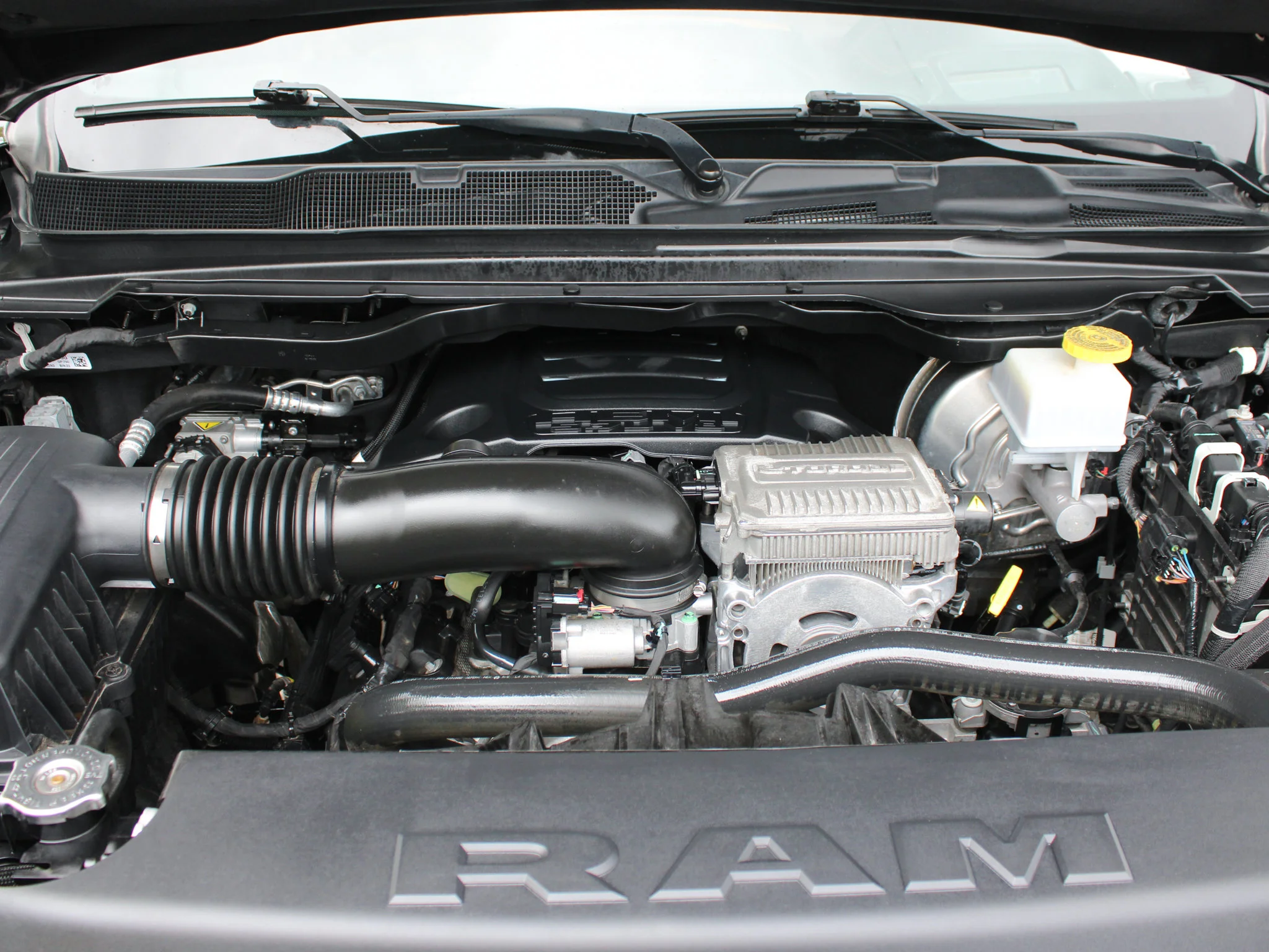 Certified Used 2023 Black RAM Limited Longhorn* | Crew Cab | 5.7L HEMI V8 | Running Boards | RamBox | Head-Up Display | image 9