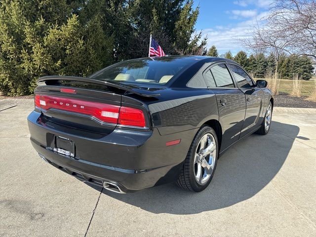 Used 2011 Black Dodge Rallye Plus image 6