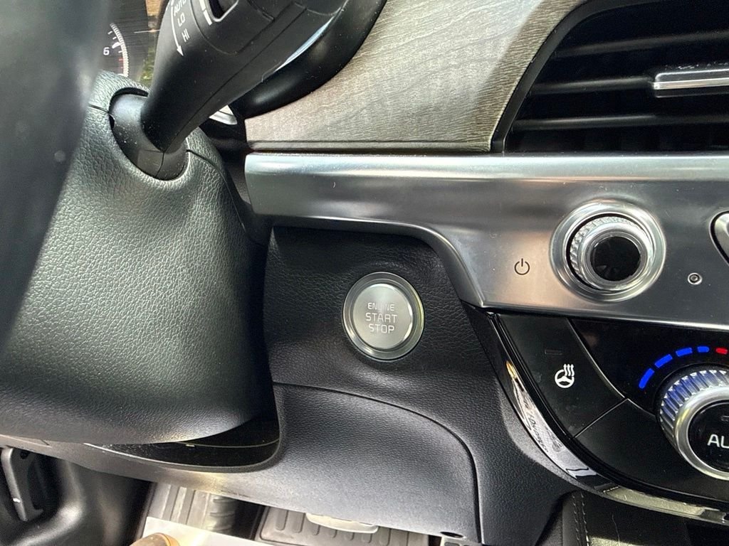 Used 2021 Silver Kia SX image 38