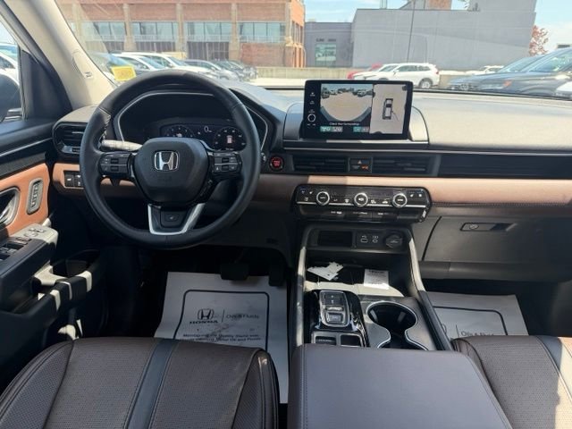 Used 2025 White Honda Elite image 20
