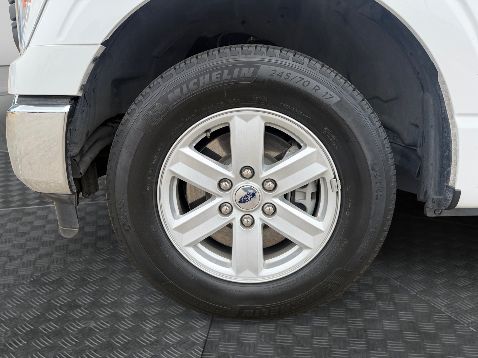 Certified Used 2021 Oxford White Ford XL image 9