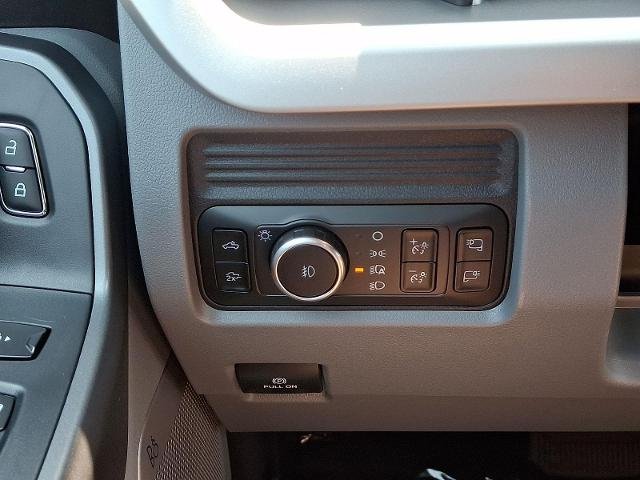 New 2026 Carbonized Gray Metallic Ford F-250® XLT image 35
