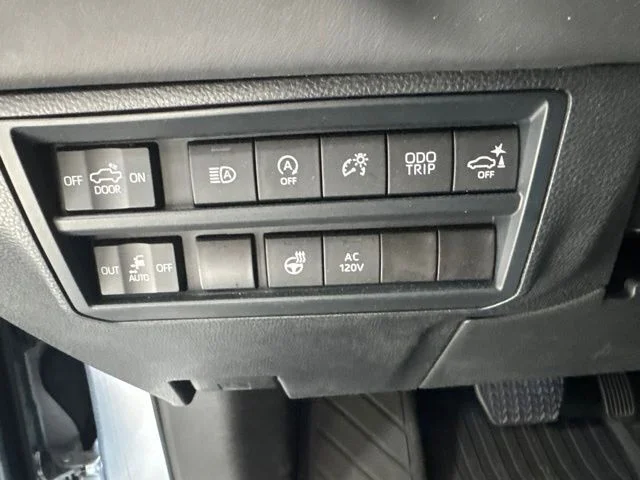 Used 2024 Silver Toyota Platinum image 15