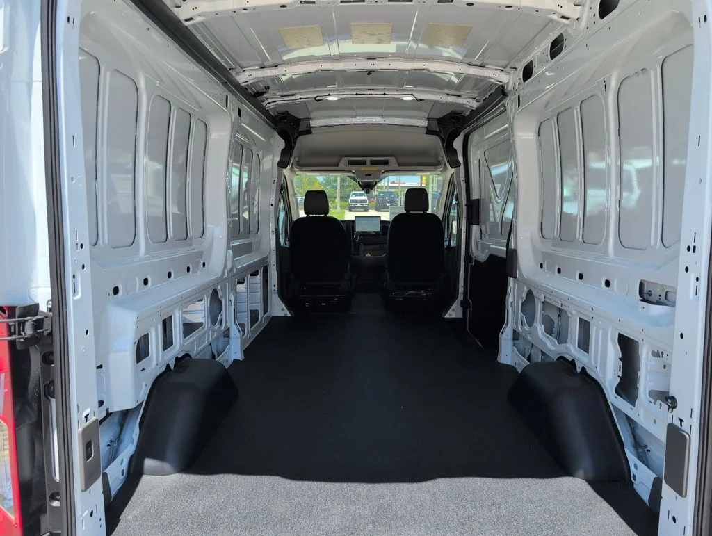 New 2026 White Ford Base image 24