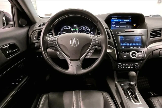 Used 2022 Platinum White Pearl Acura Premium Package image 6