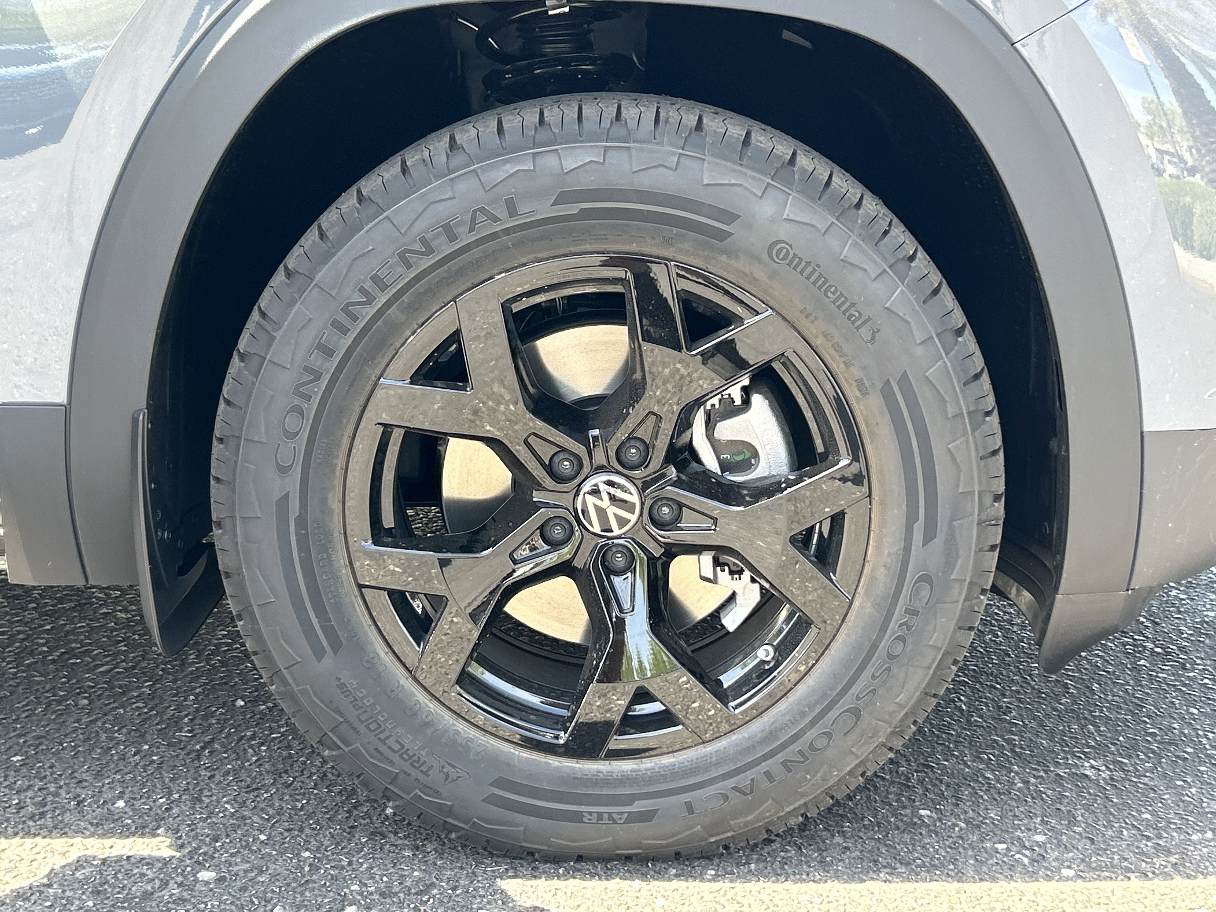 New 2026 Pure Gray Volkswagen 2.0T Peak Edition image 5