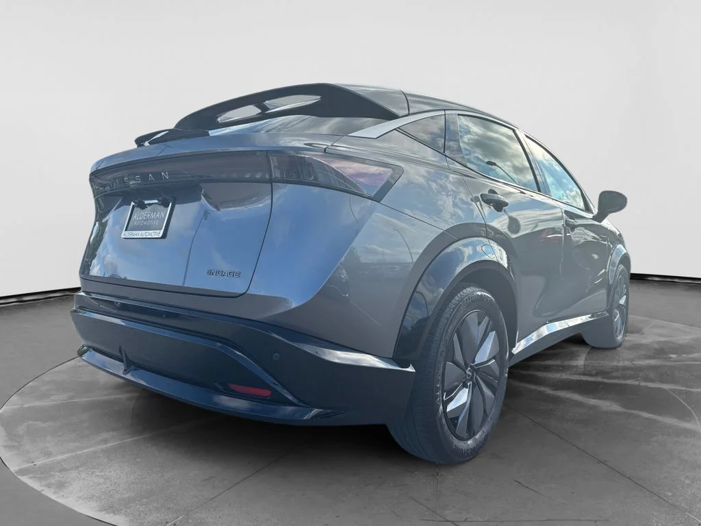 Used 2023 Gray Nissan ENGAGE image 13