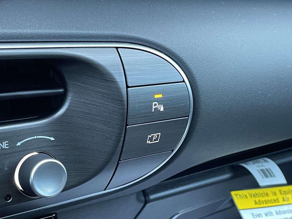 New 2026 Gray Hyundai Blue SEL Premium 7P image 33