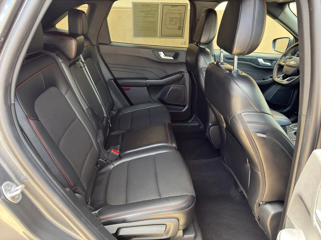 Used 2025 Carbonized Gray Metallic Ford ST-Line image 22