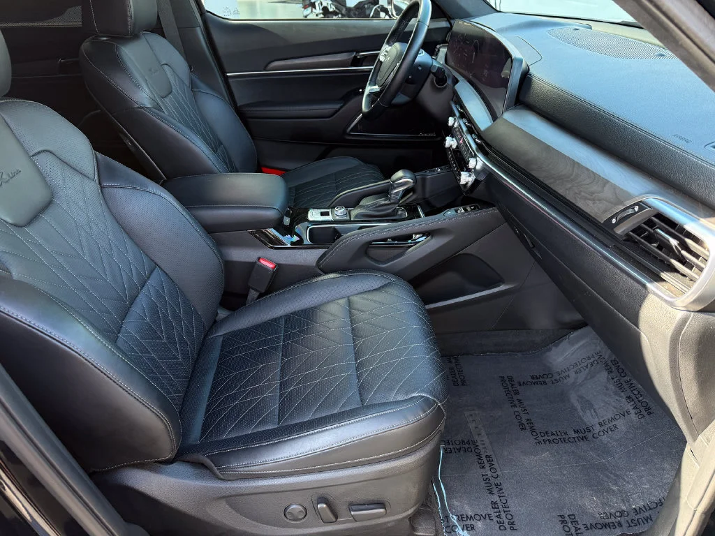 Used 2023 Black Kia SX Prestige X-Line image 15