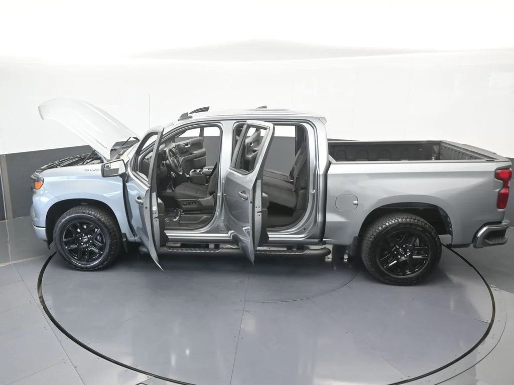 Used 2025 Sterling Gray Metallic Chevrolet Custom image 58