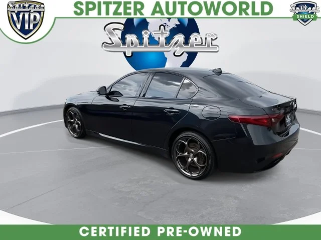Used 2023 Black Alfa Romeo Estrema image 11