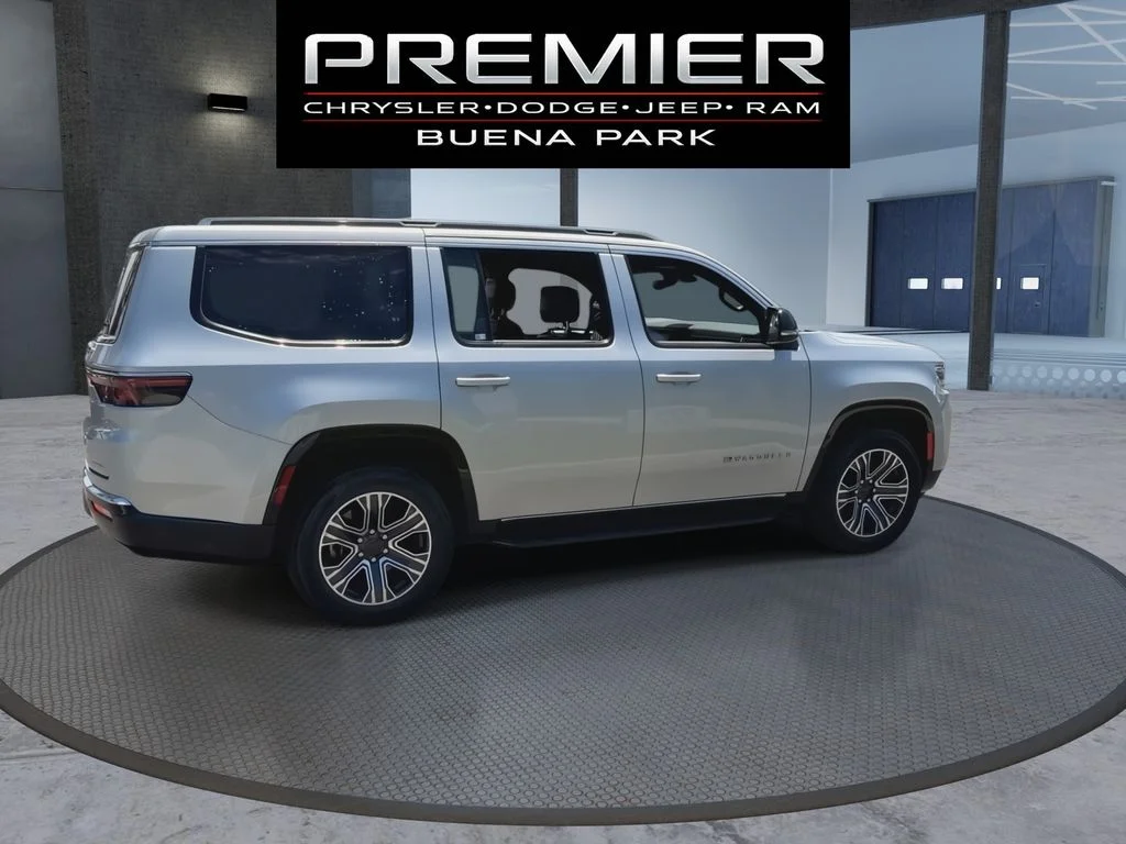 Used 2024 Silver Jeep Series II image 8