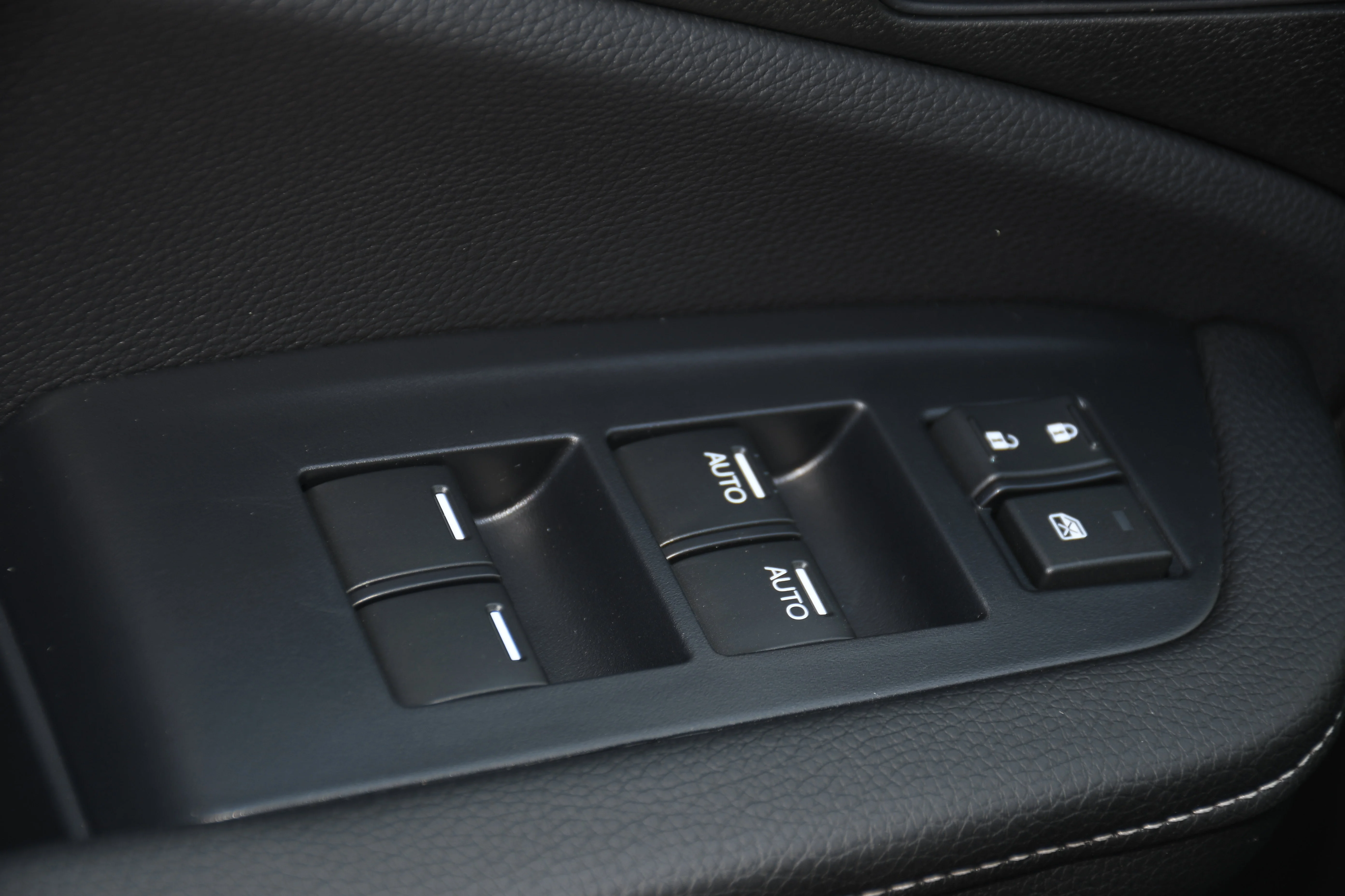 2026 Honda Ridgeline RTL - Photo 6