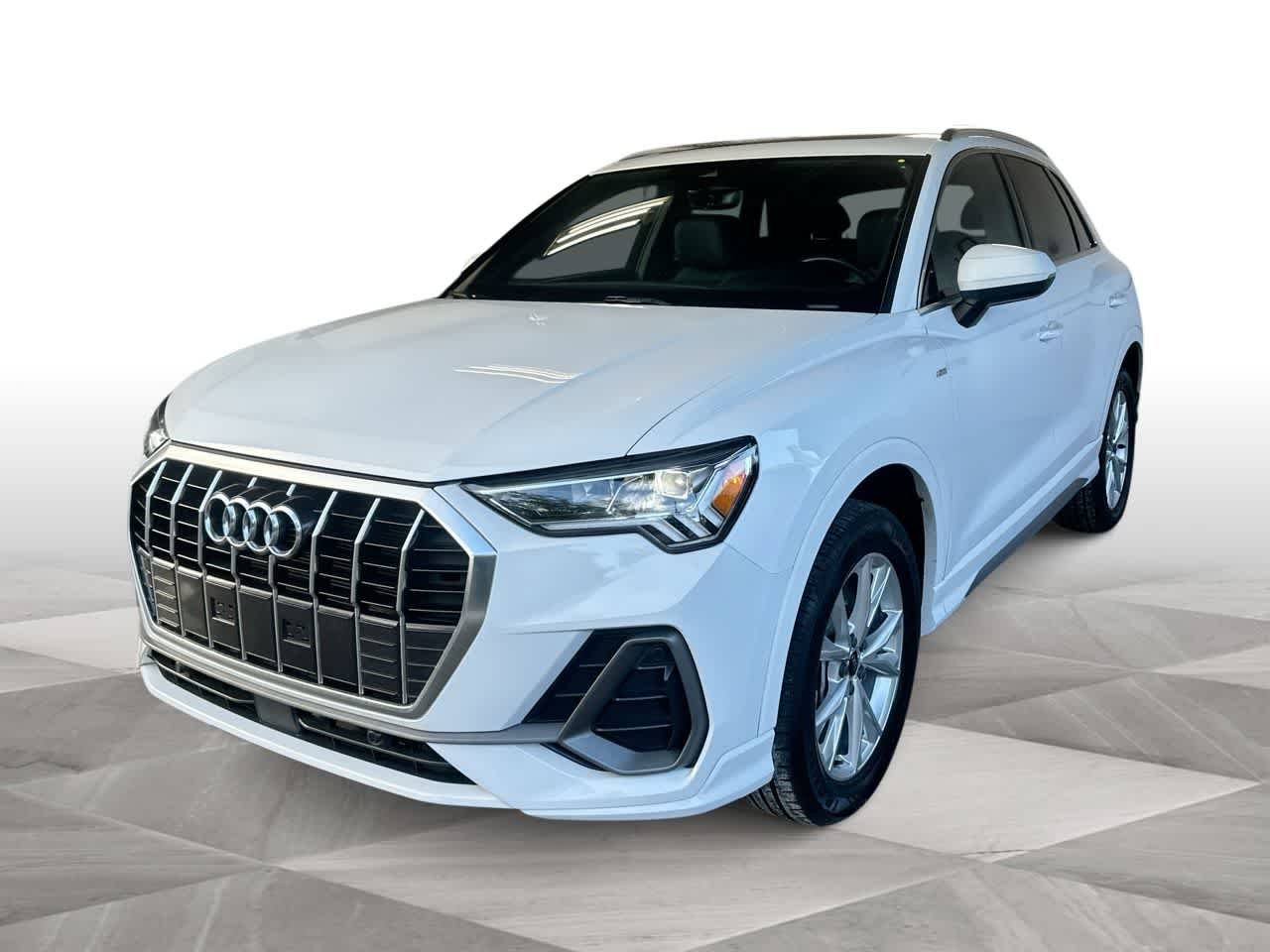 2025 Audi Q3 45 TFSI S Line Premium quattro's photo