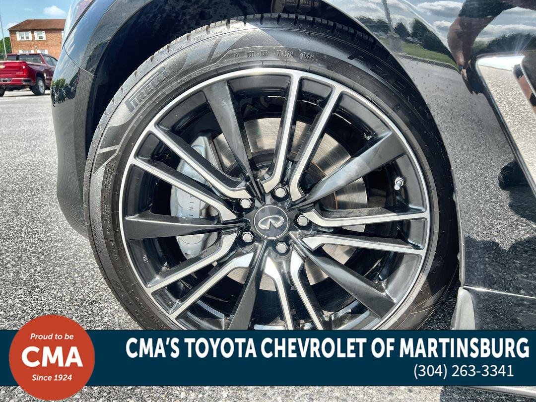 Used 2018 Black Obsidian INFINITI SPORT image 11