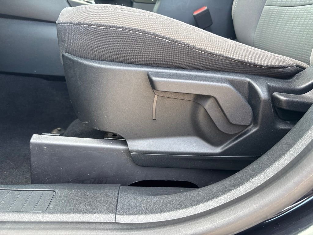 Used 2021 Blue Ford S image 12