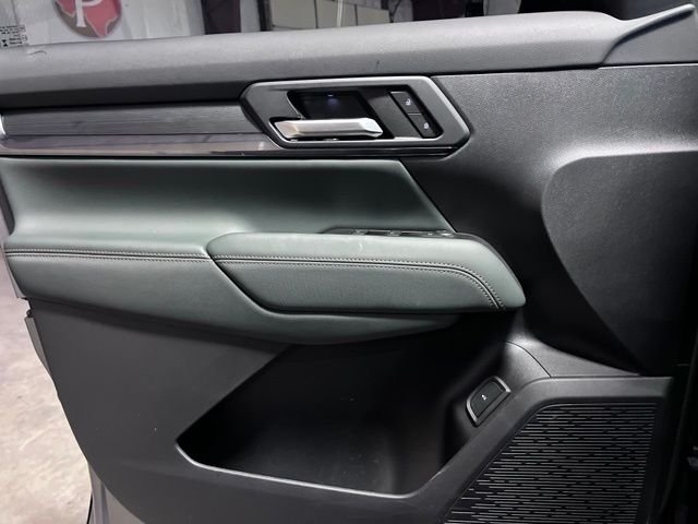 Used 2026 Silver GMC AT4 image 19