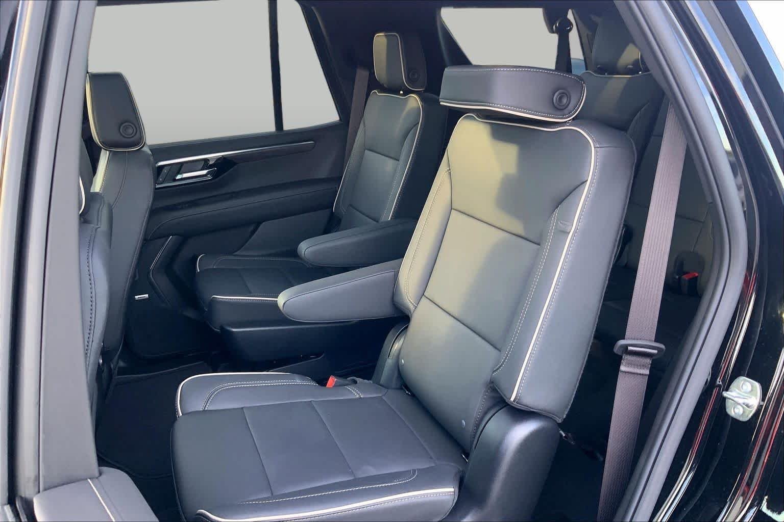 Used 2026 Black Chevrolet Premier image 20