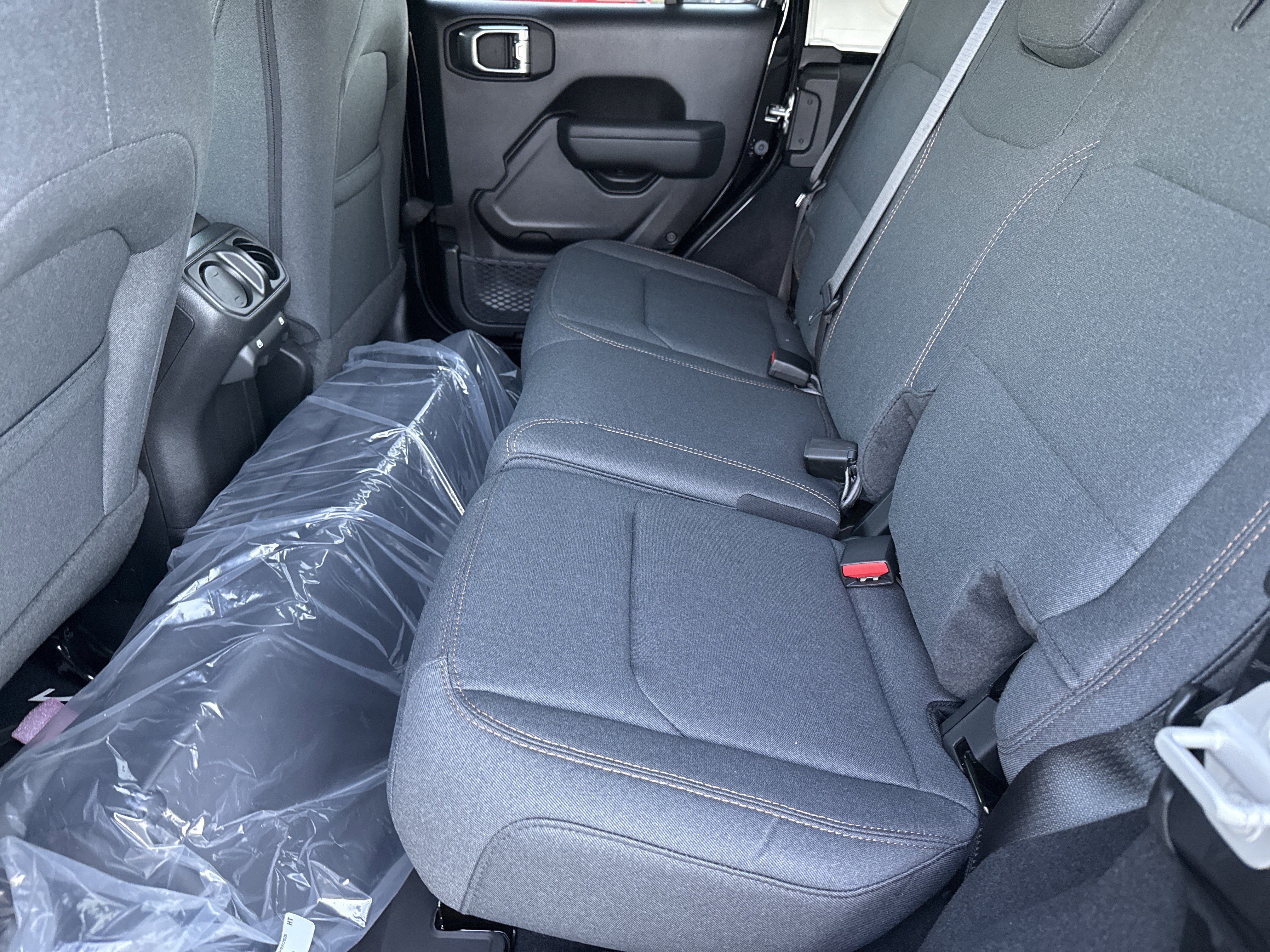 New 2026 Black Clear-Coat Exterior Paint Jeep Sport S image 23
